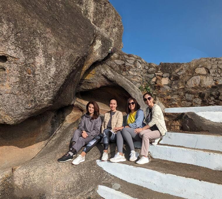 מאונט אבו Valley Nest For 6-12 Pax מראה חיצוני תמונה